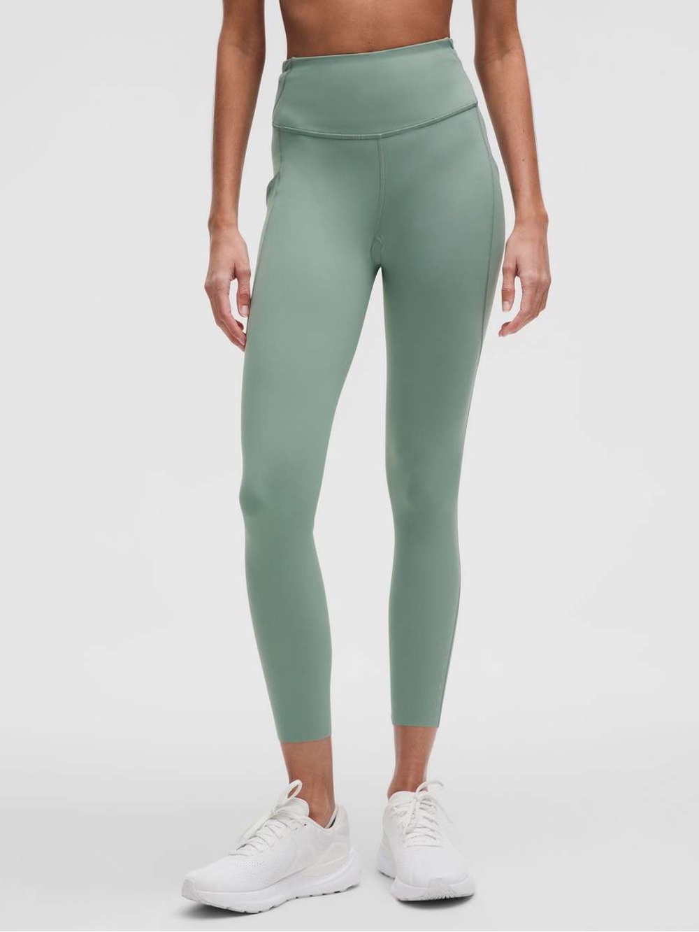 Lululemon Fast and Free tights size 6, crater blue. 25” w/pockets. Like new!